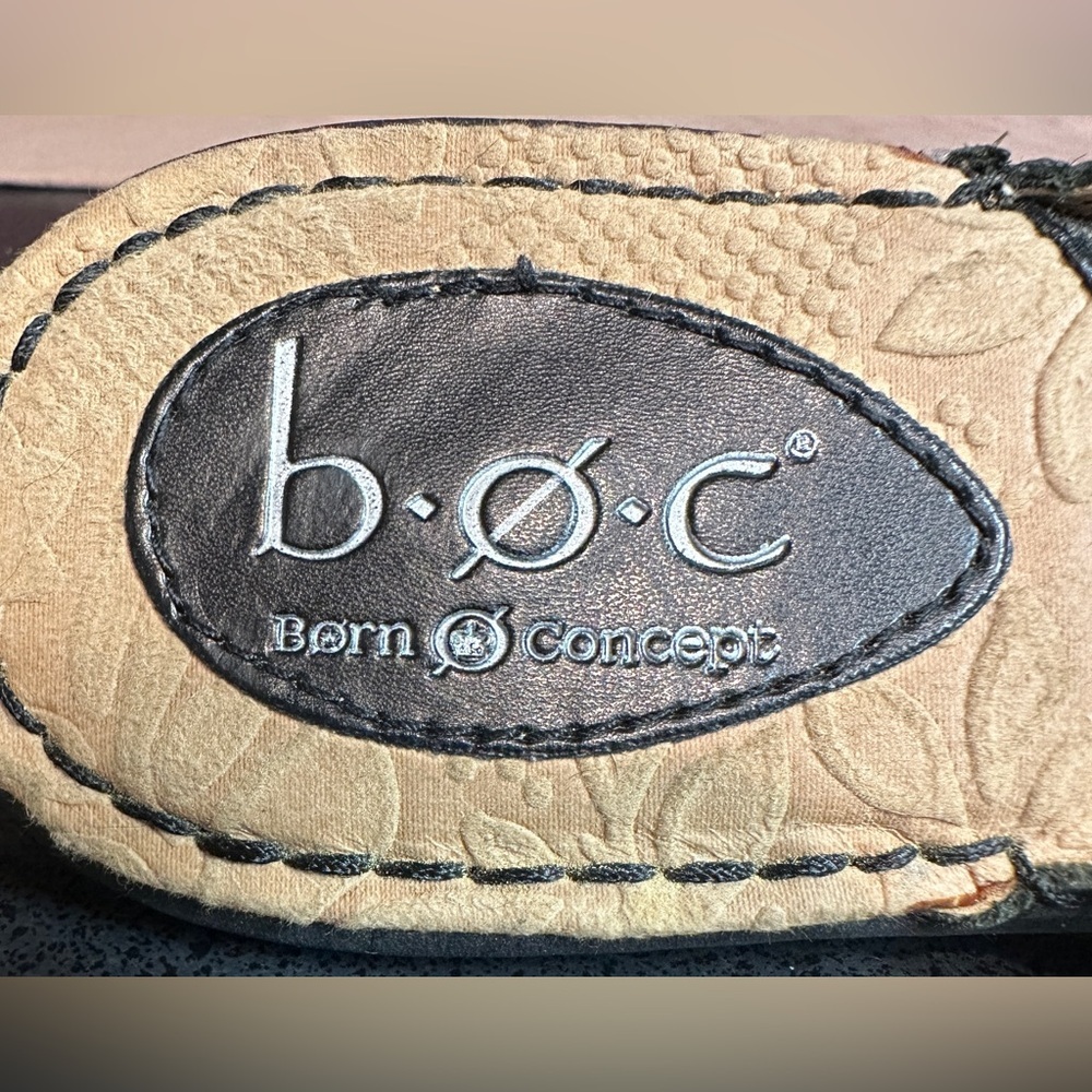 b.o.c. By Born Black Thong Sandals Silver Tone Adjustable Buckle Women’s Size 8 - Picture 7 of 16